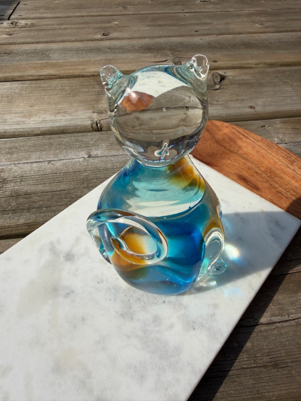 Art Glass Cat Figurine Blue Amber Controlled Bubble Hand Blown Style - Picture 4 of 9